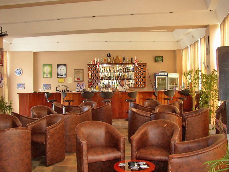 Sempati Hotel Lapithos  Exterior photo