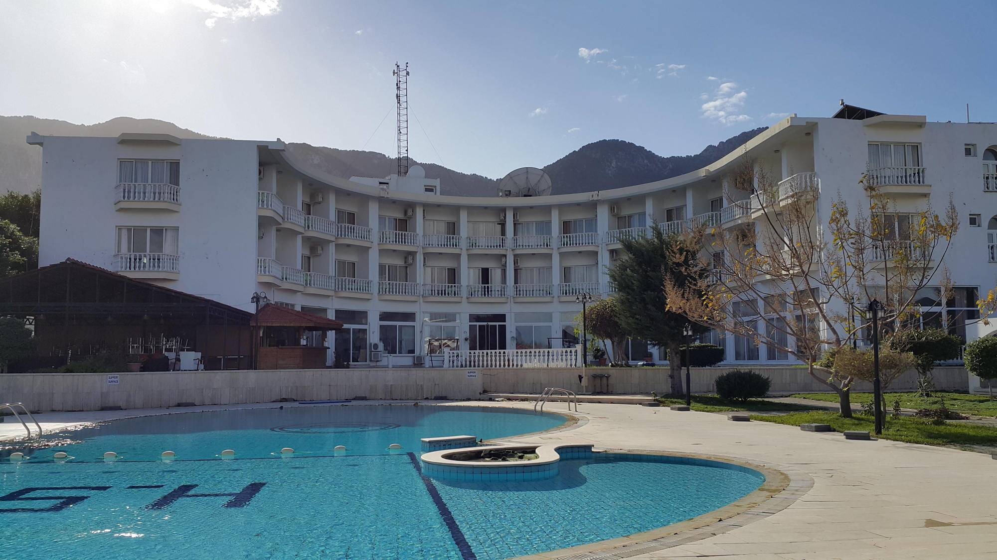 Sempati Hotel Lapithos  Exterior photo